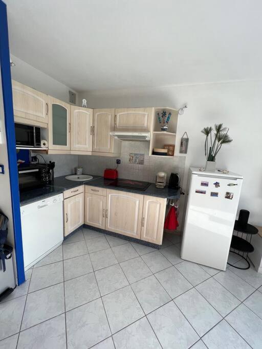Studio La Ciotat Vue Mer Avec Garage Bagian luar foto